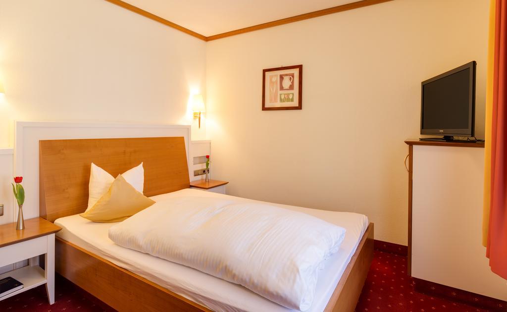 Hotel Promenade Herrsching am Ammersee Ngoại thất bức ảnh